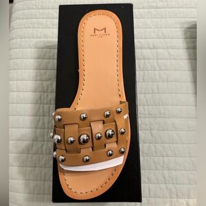 New Marc Fisher Cognac Studded Leather Woven Slide 9.5